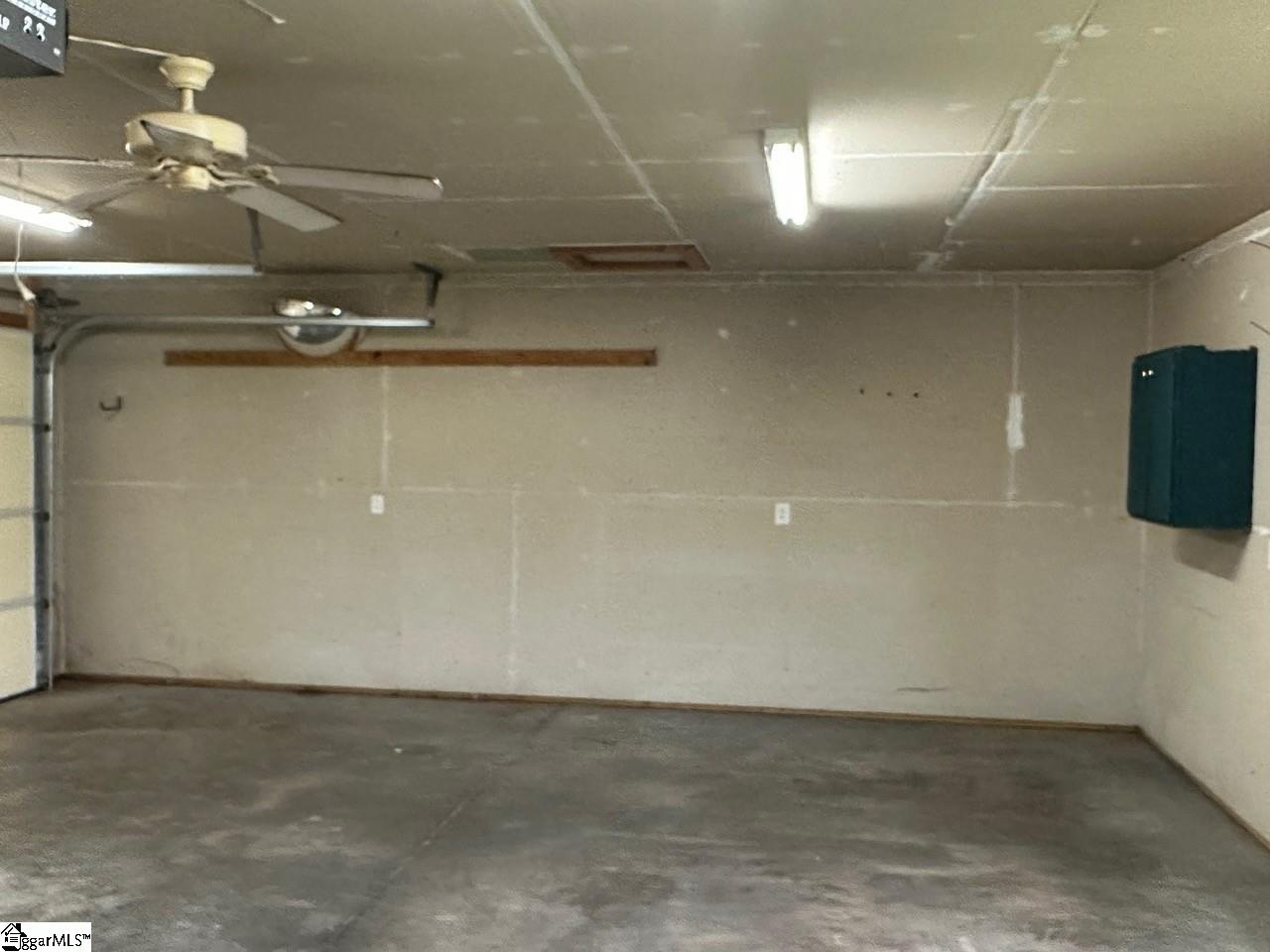 Taylors, South Carolina 29687, United States, 3 Bedrooms Bedrooms, ,2 BathroomsBathrooms,Residential,Active,151218