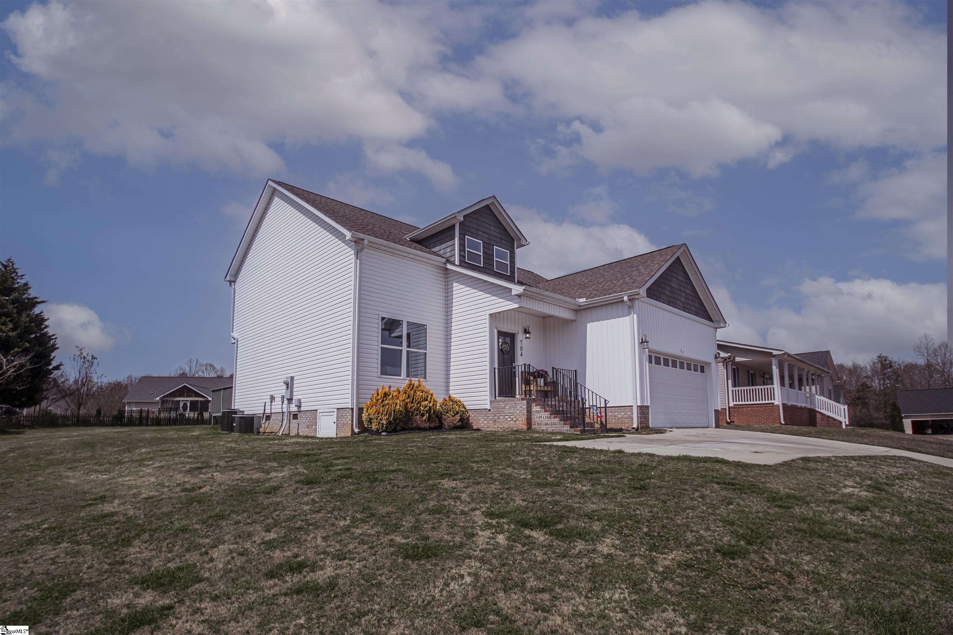 704 Rockcliff Street