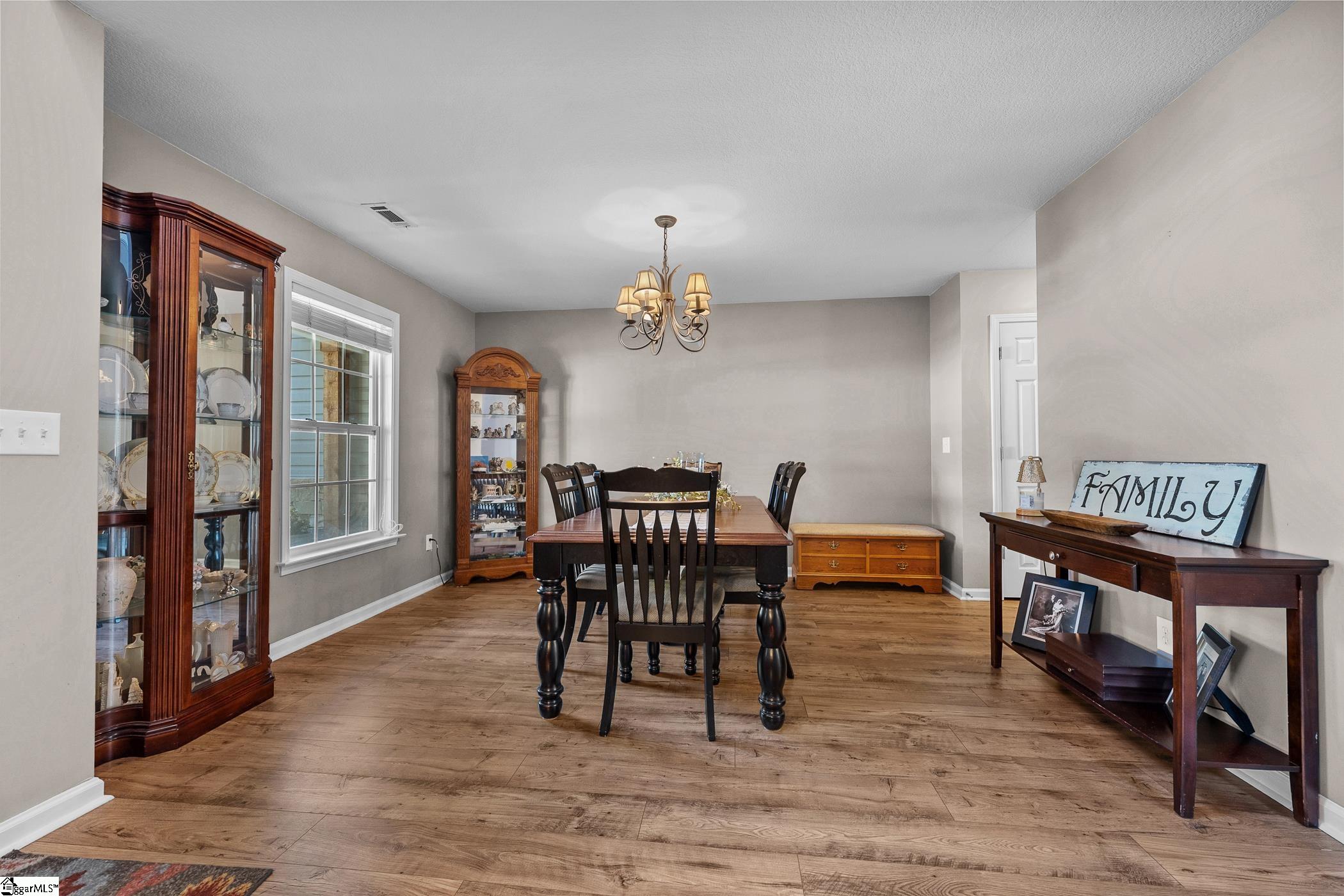 120 Flat Tail Way