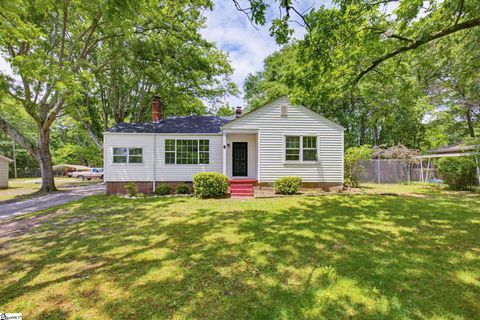 Photo of 7 Alberta Avenue, Greenville, SC 29617 (MLS # 1592923)