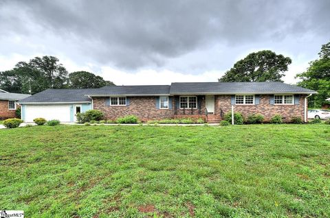 Photo of 1195 Holly Springs Road, Lyman, SC 29365 (MLS # 1593345)