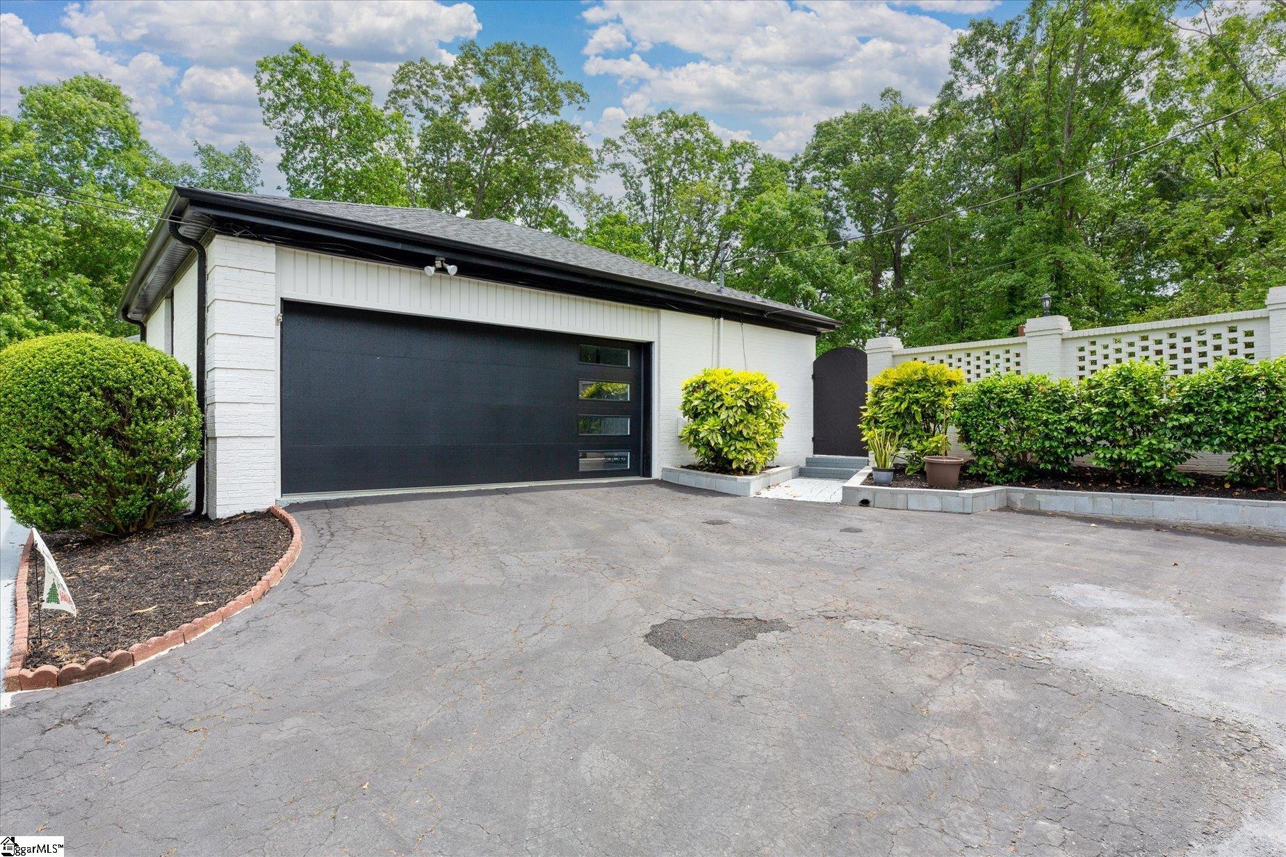 204 Sourwood Drive
