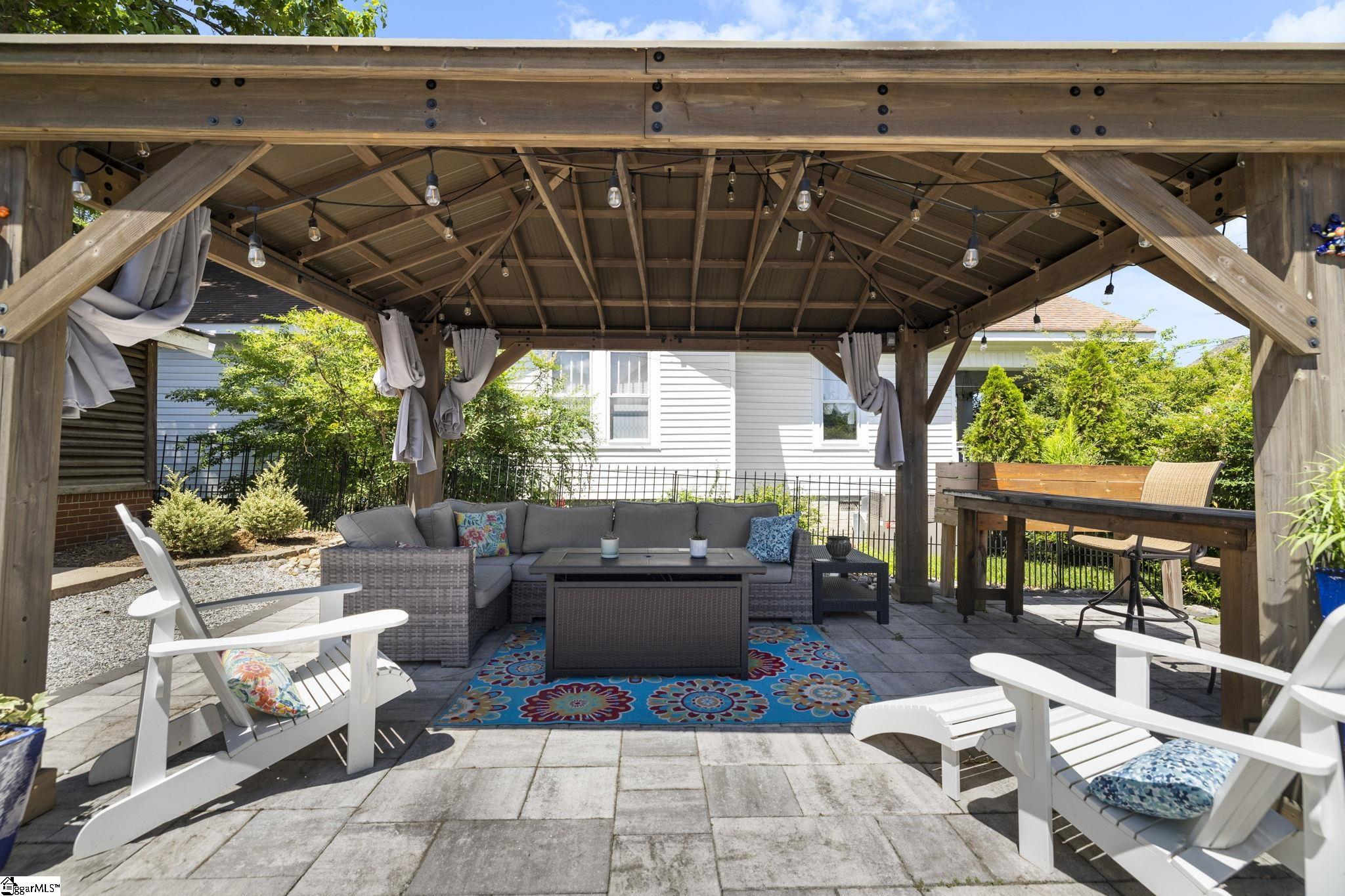 Greer, South Carolina 29650, United States, 4 Bedrooms Bedrooms, ,4 BathroomsBathrooms,Residential,Active,204109