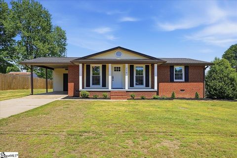 Photo of 219 Drury Lane, Mauldin, SC 29662 (MLS # 1589391)