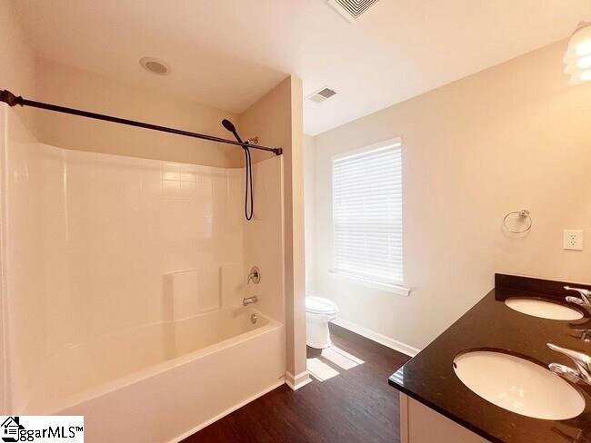 Simpsonville, South Carolina 29680, United States, 4 Bedrooms Bedrooms, ,3 BathroomsBathrooms,Residential,Active,170462