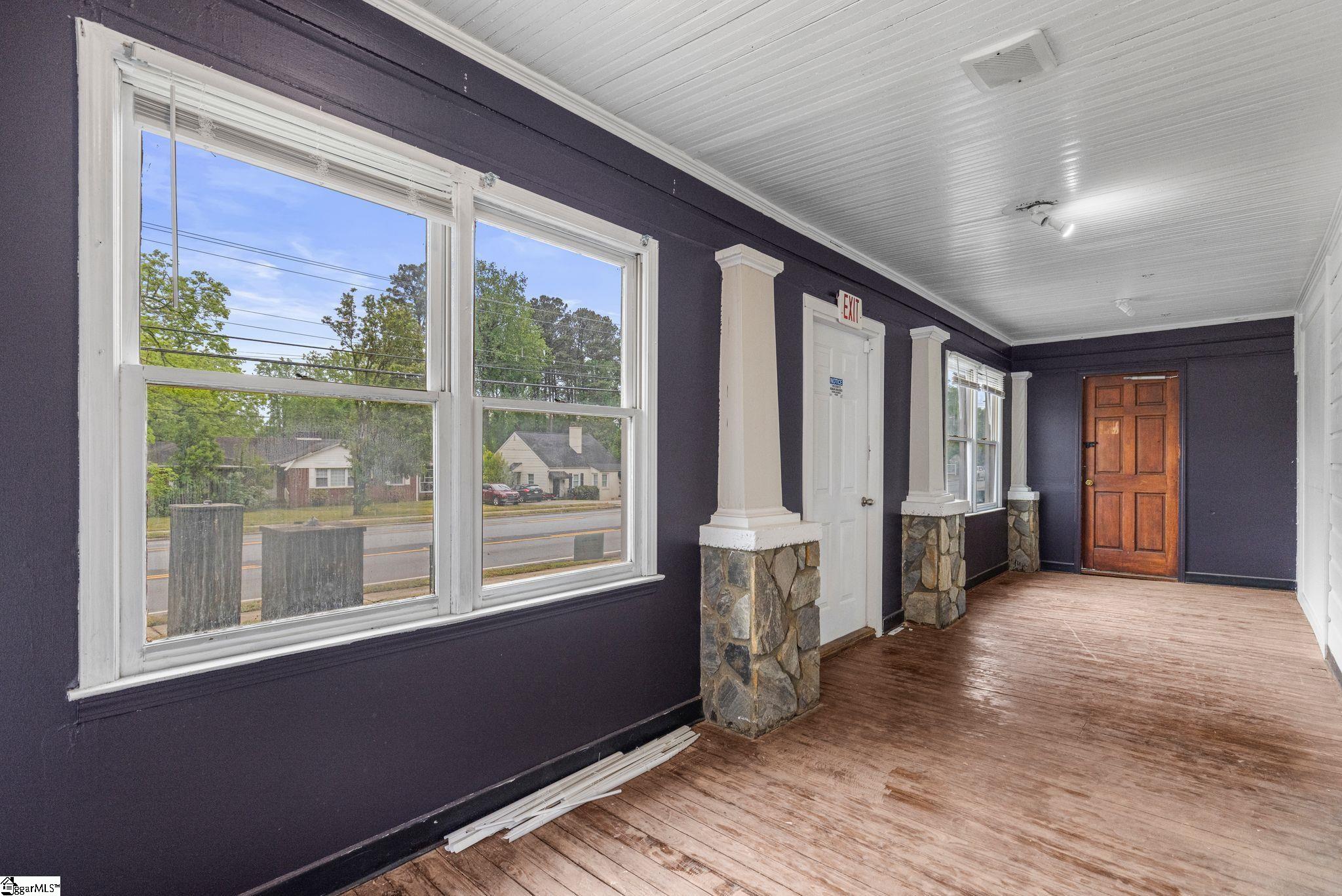 906 W Poinsett Street