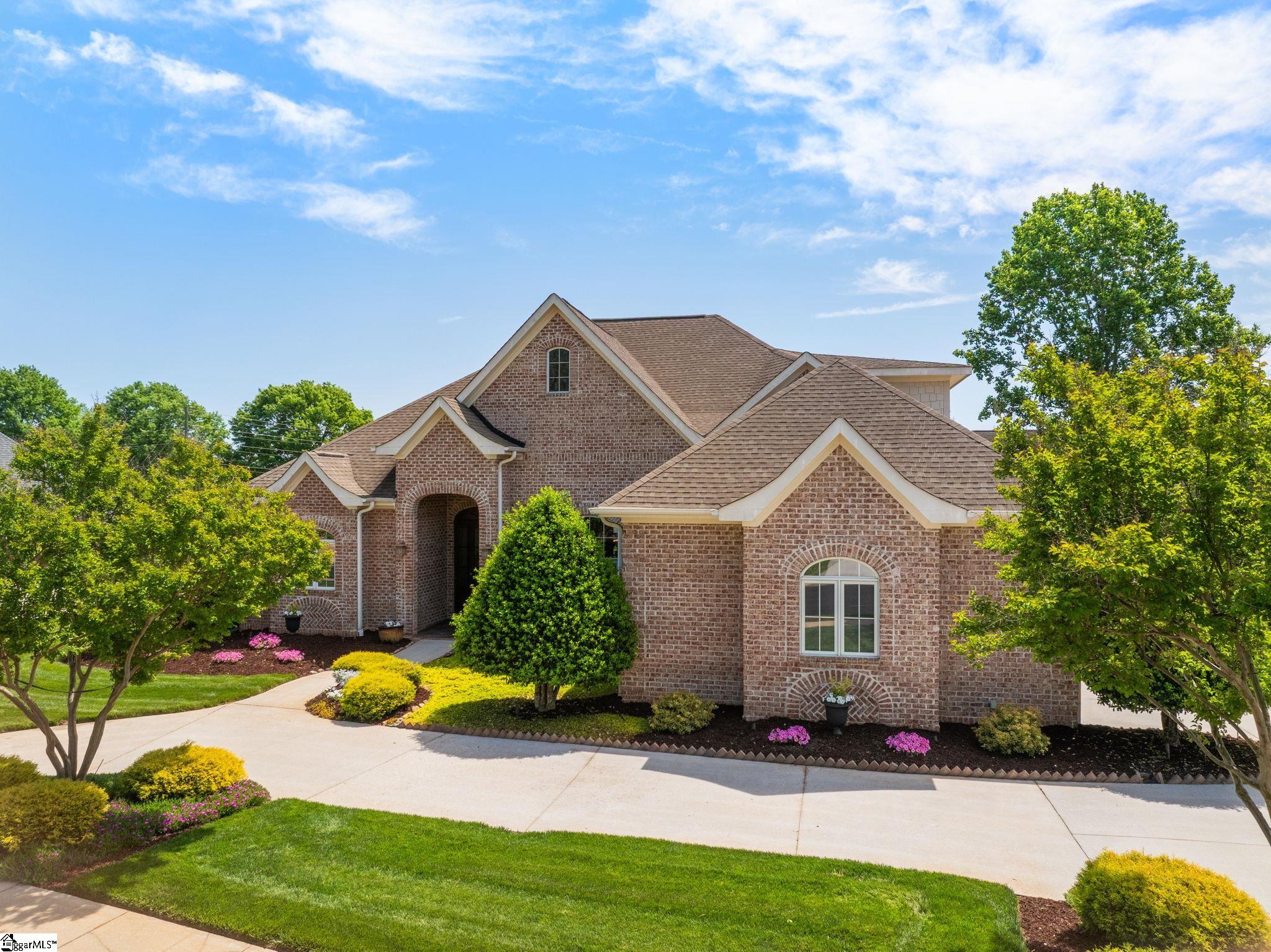 411 Kingsgate Court