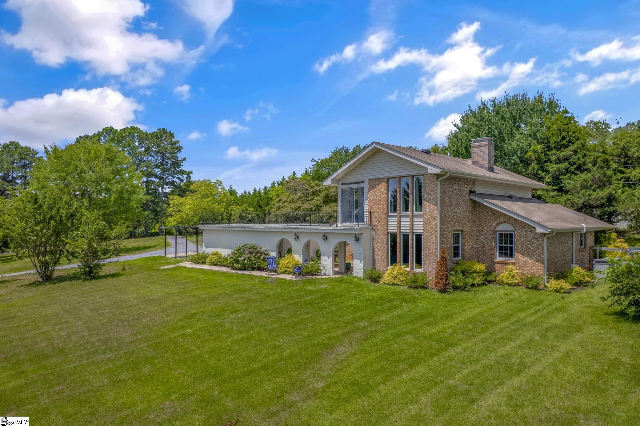 533 Amsterdam Road