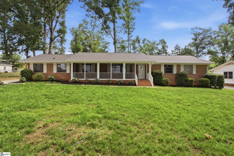 Photo of 103 Oak Forest Drive, Greer, SC 29650 (MLS # 1596872)
