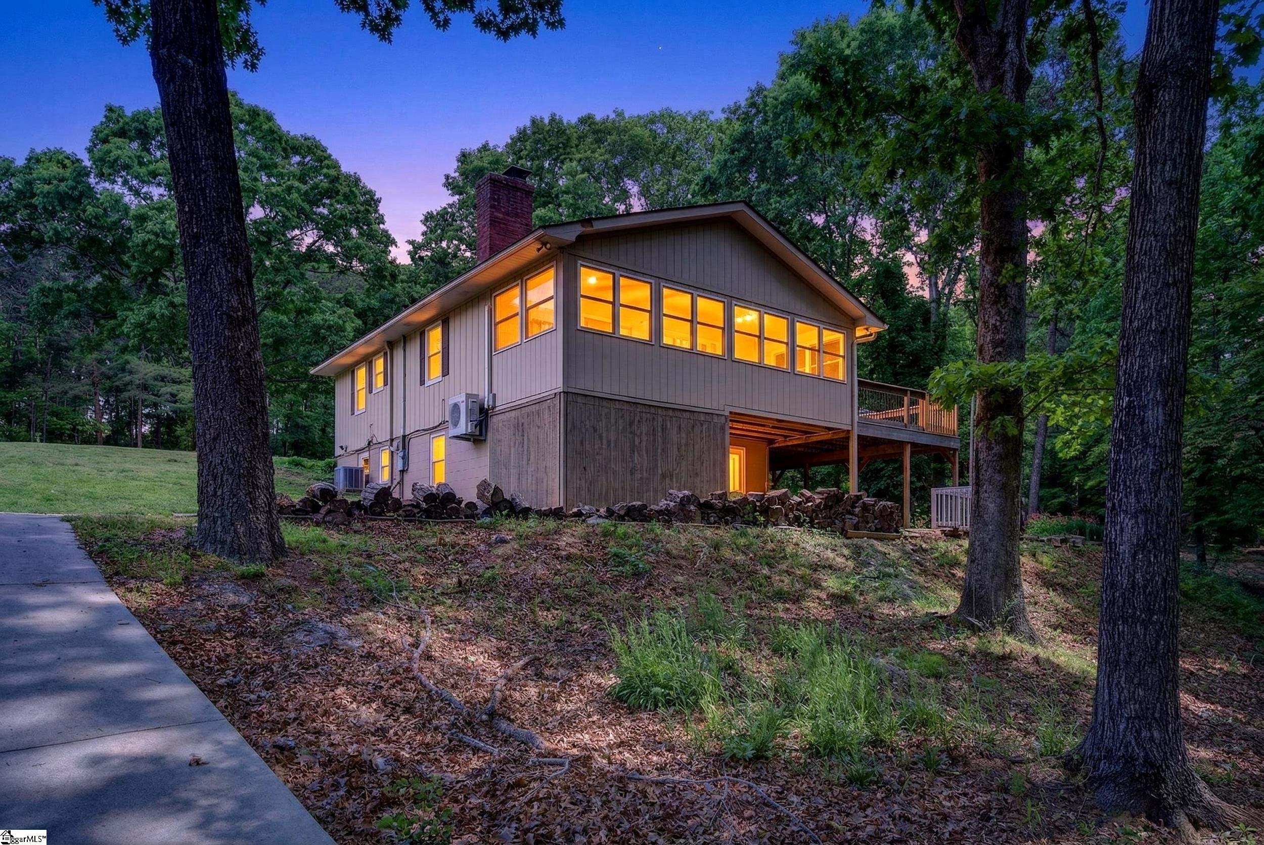 245 Perry Circle