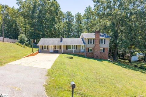 Photo of 201 Knollview Drive, Greenville, SC 29611 (MLS # 1604074)
