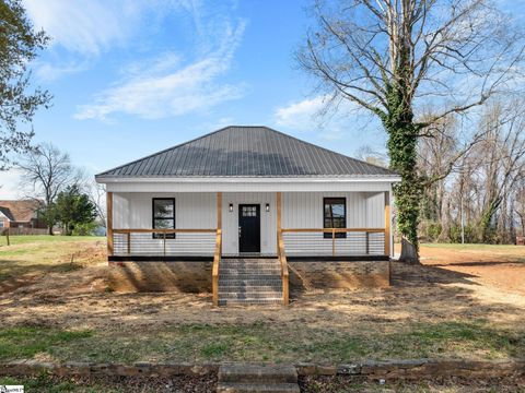 202 S Howard Street Landrum SC 29356