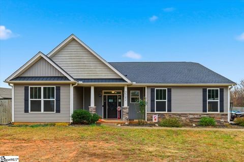 3542 SC Highway 414 Landrum SC 29356