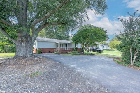 Photo of 103 Piedmont Park Road, Greenville, SC 29609 (MLS # 1602688)
