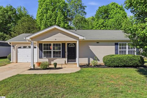 Photo of 25 Laws Lane, Piedmont, SC 29673 (MLS # 1588773)