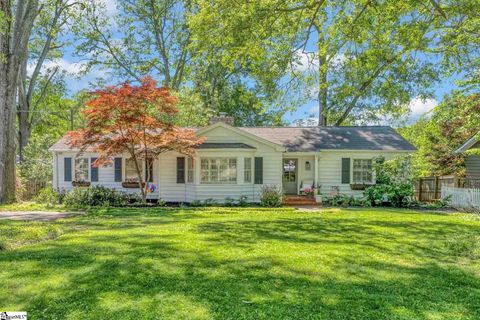 Photo of 17 Arcadia Drive, Greenville, SC 29609 (MLS # 1588786)