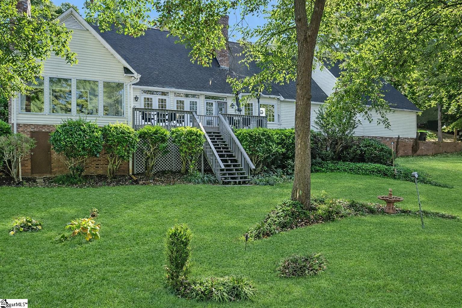 317 E Killarney Lake