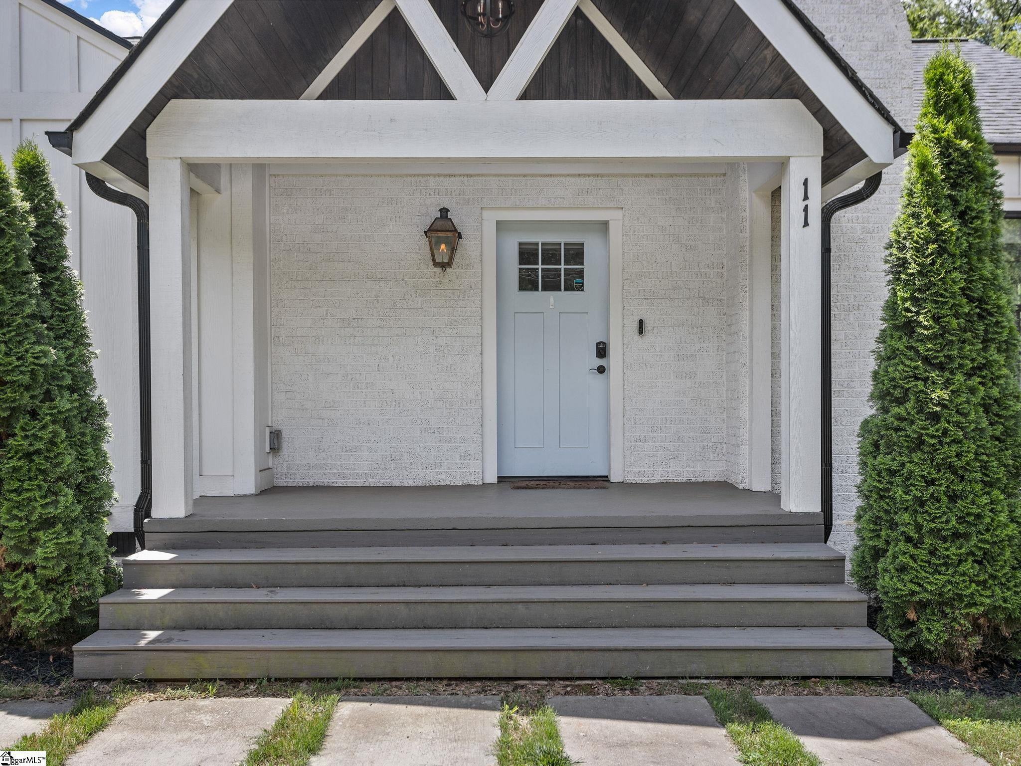 11 Pleasant Ridge Avenue