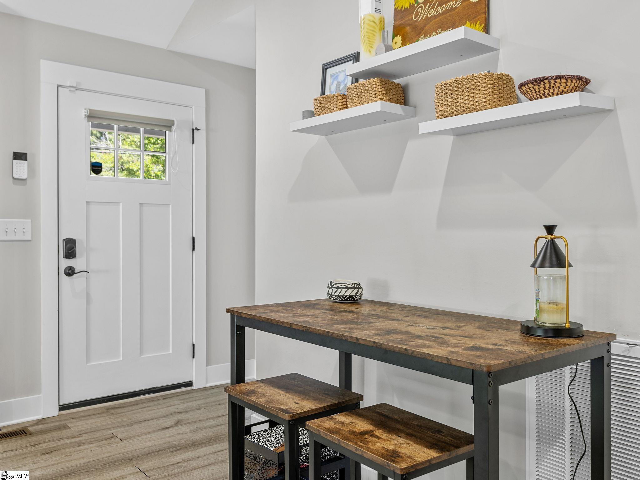 11 Pleasant Ridge Avenue