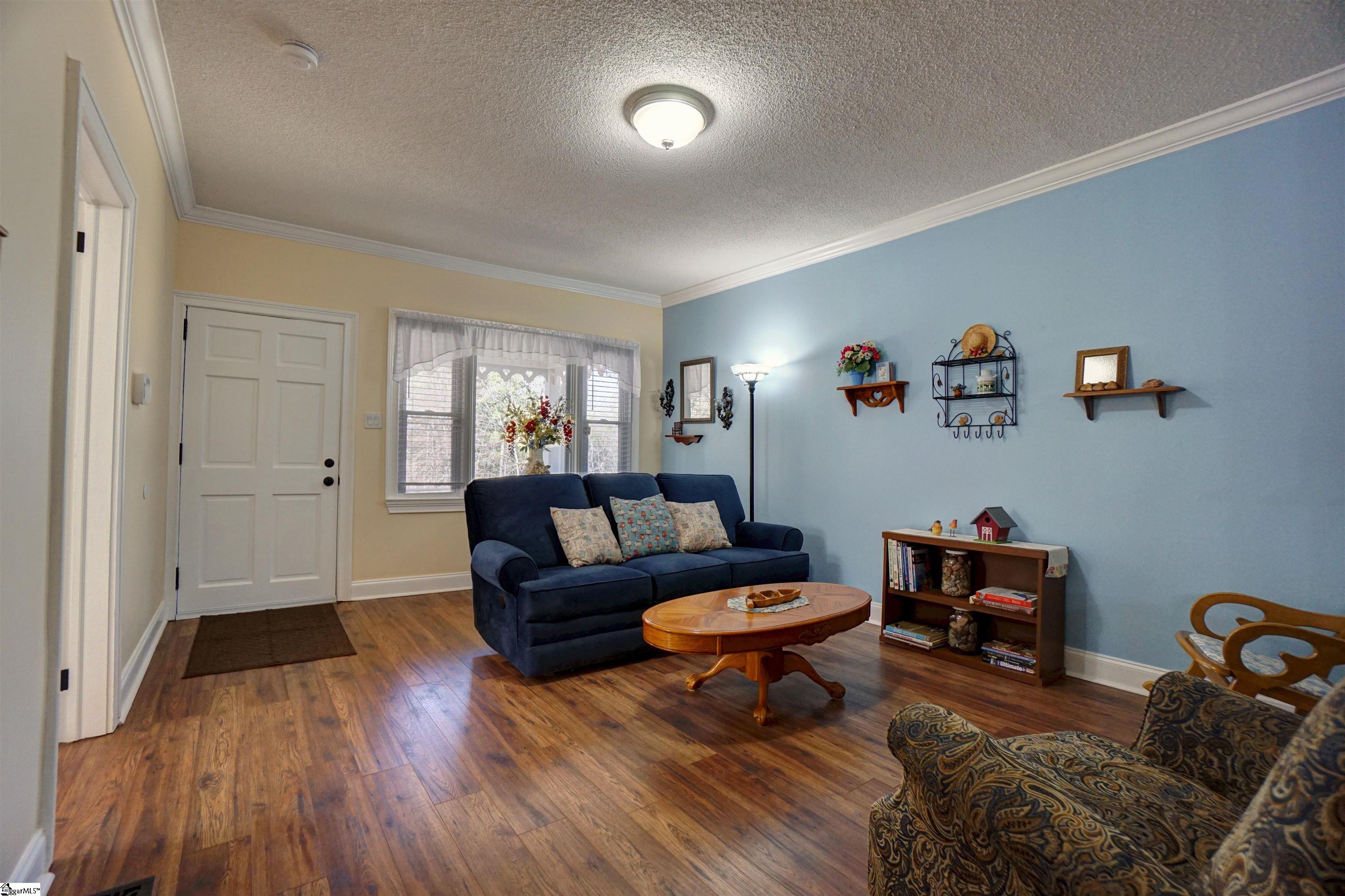 2561 Whitestone Road