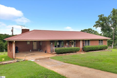 Photo of 126 Crawford Road, Starr, SC 29684 (MLS # 1595340)