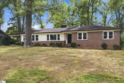 Photo of 207 Melbourne Lane, Greenville, SC 29615 (MLS # 1603218)