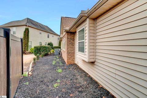 Tiny photo for 108 Bur Oak Drive, Taylors, SC 29687 (MLS # 1576171)