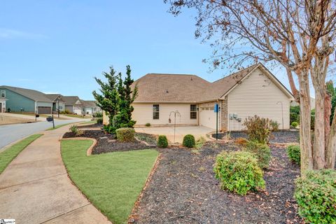 Tiny photo for 108 Bur Oak Drive, Taylors, SC 29687 (MLS # 1576171)