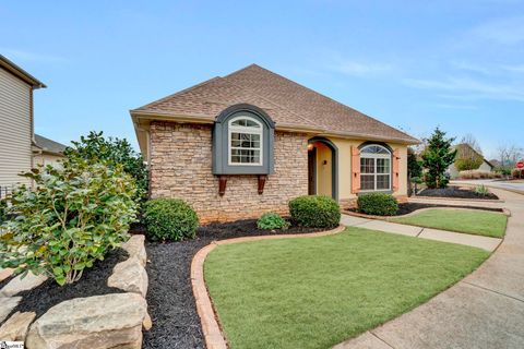 Tiny photo for 108 Bur Oak Drive, Taylors, SC 29687 (MLS # 1576171)