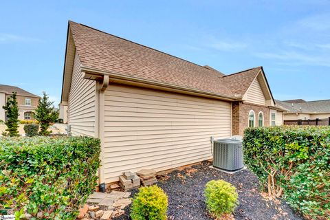 Tiny photo for 108 Bur Oak Drive, Taylors, SC 29687 (MLS # 1576171)