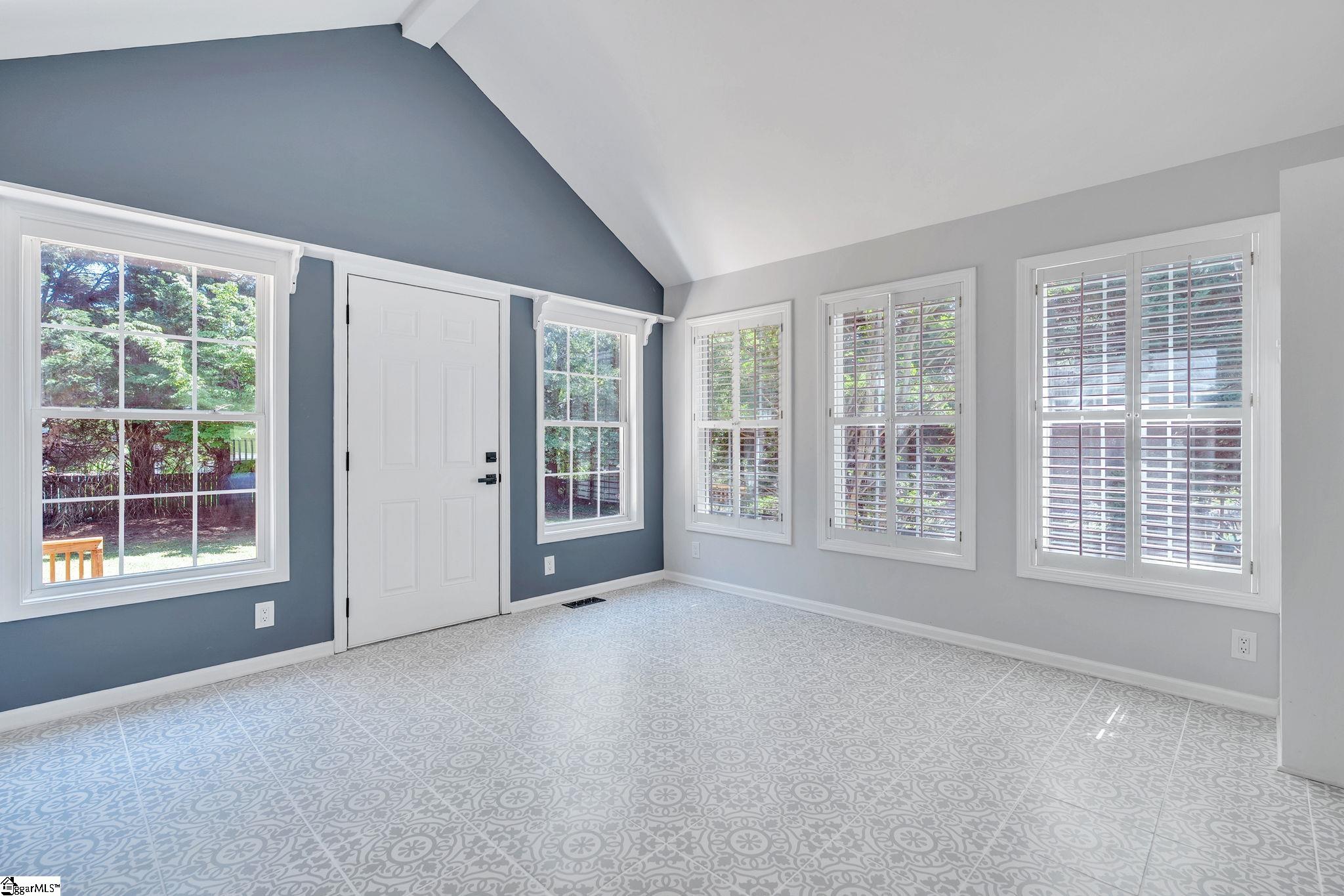 203 Briggs Drive, Easley, SC Home for Sale 3 203 Briggs Drive