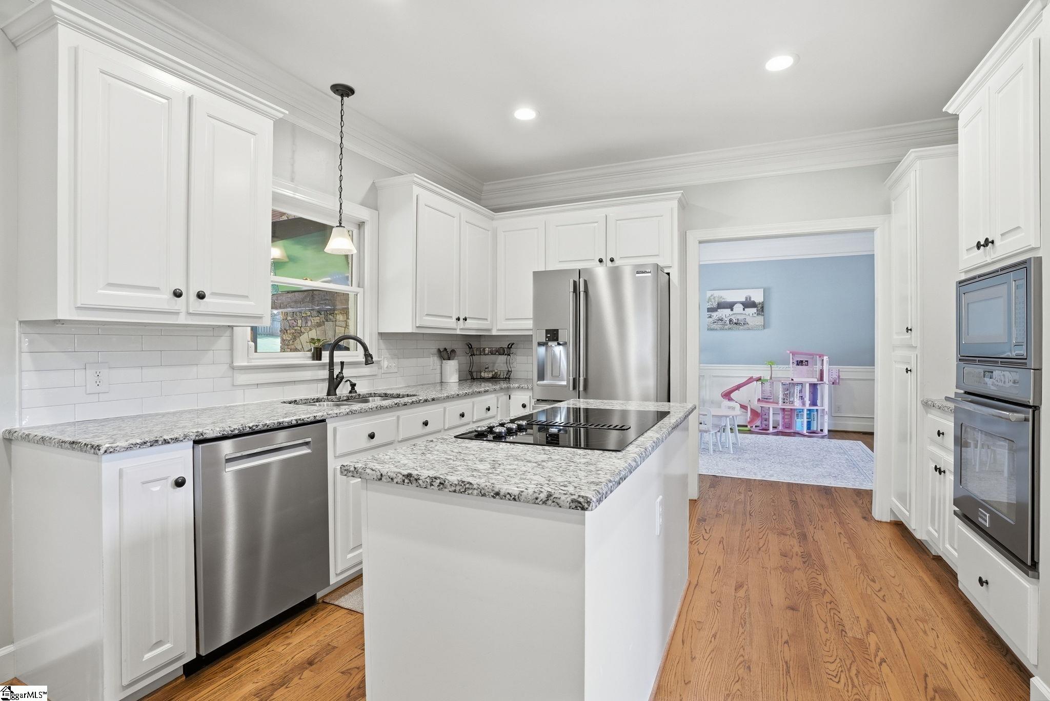 3 Sunning Hill Road