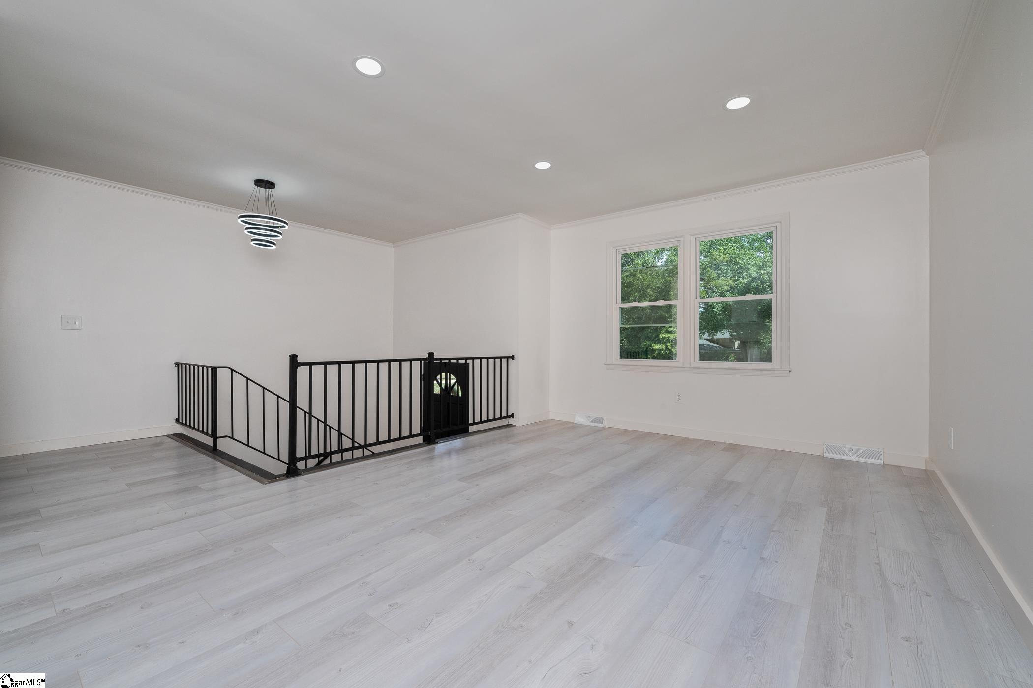 105 Foxhall Court