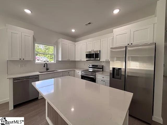 793/795 Lyman Road