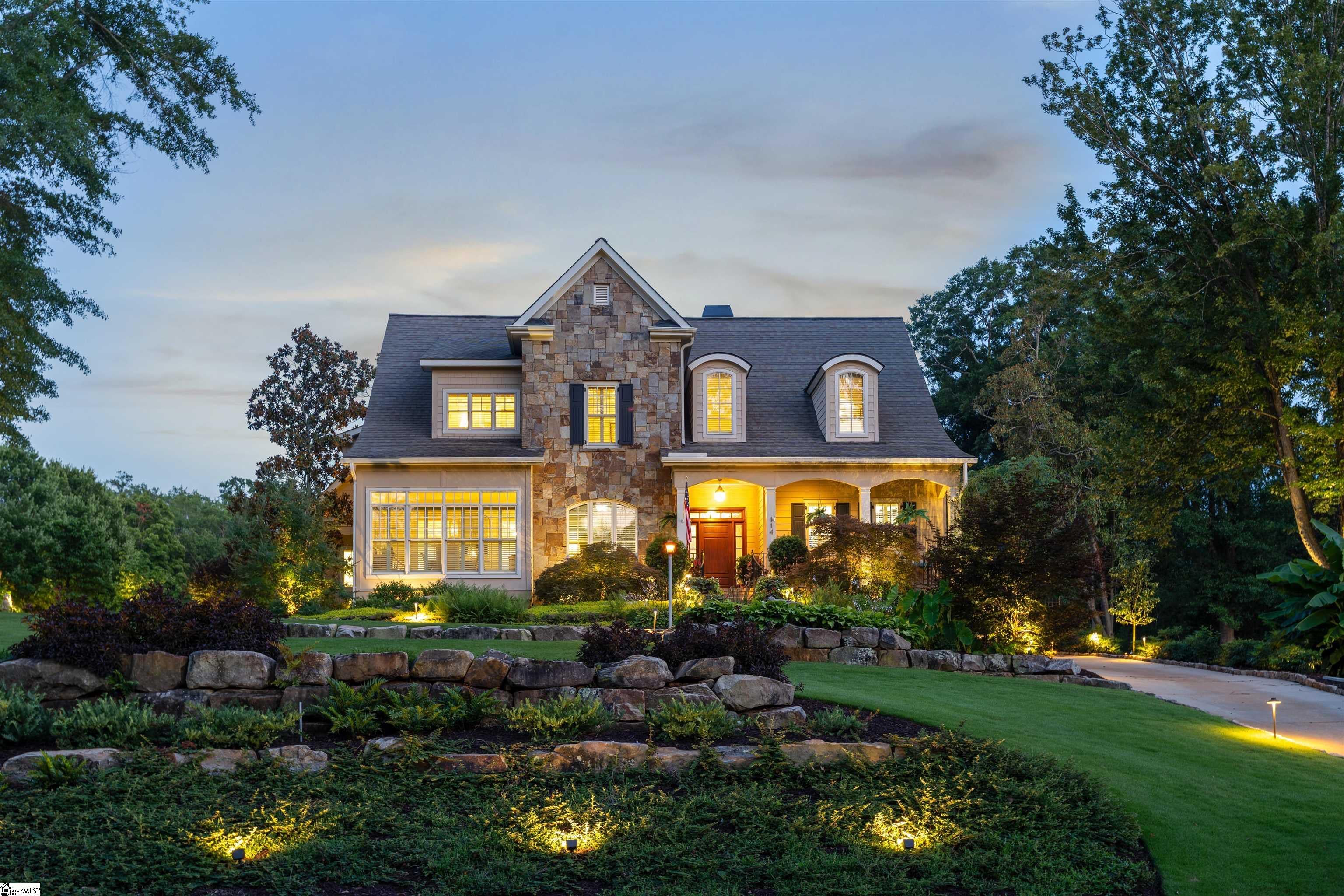 114 Woodland Way