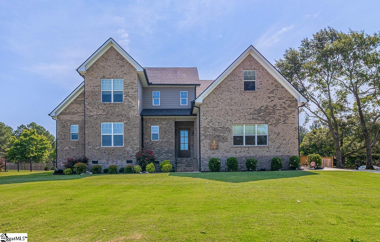 104 Jericho Circle