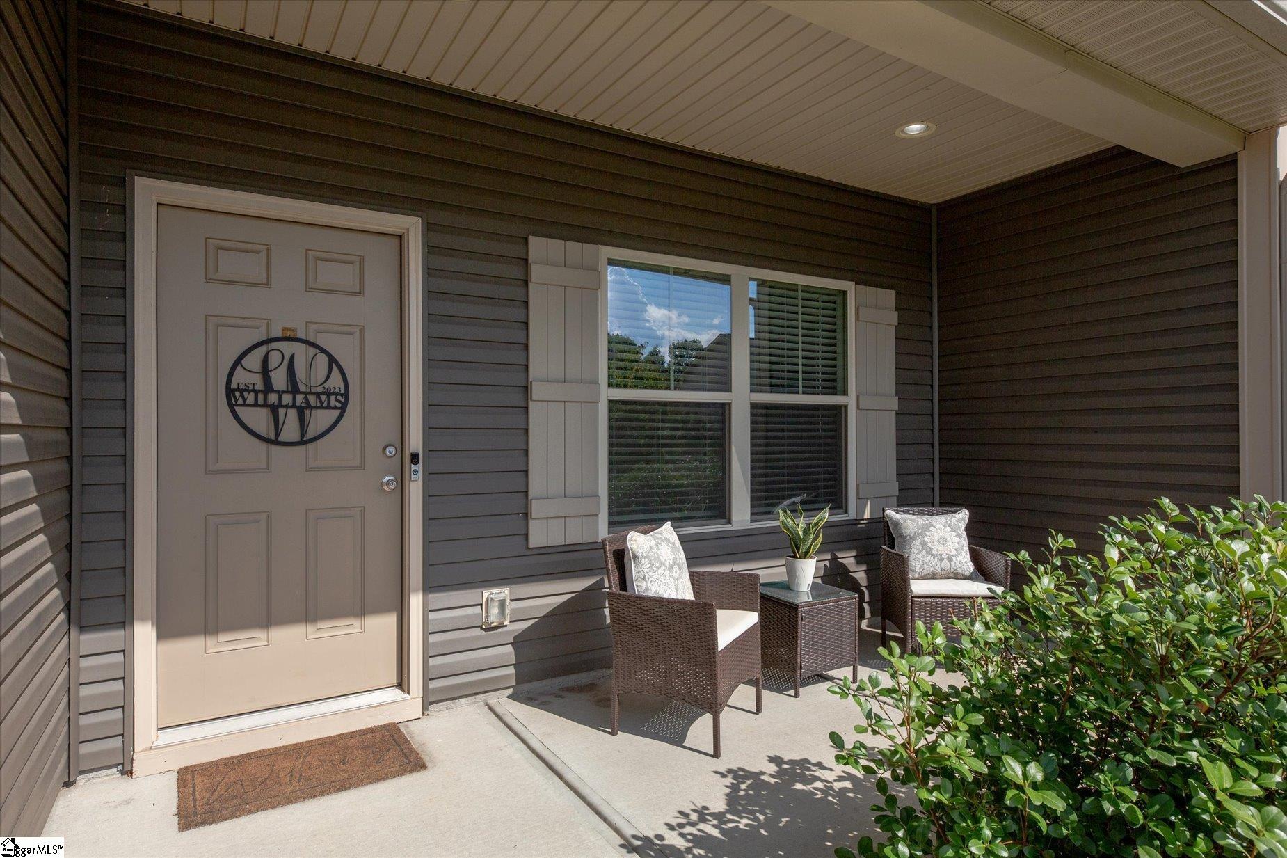 118 Mitford Way