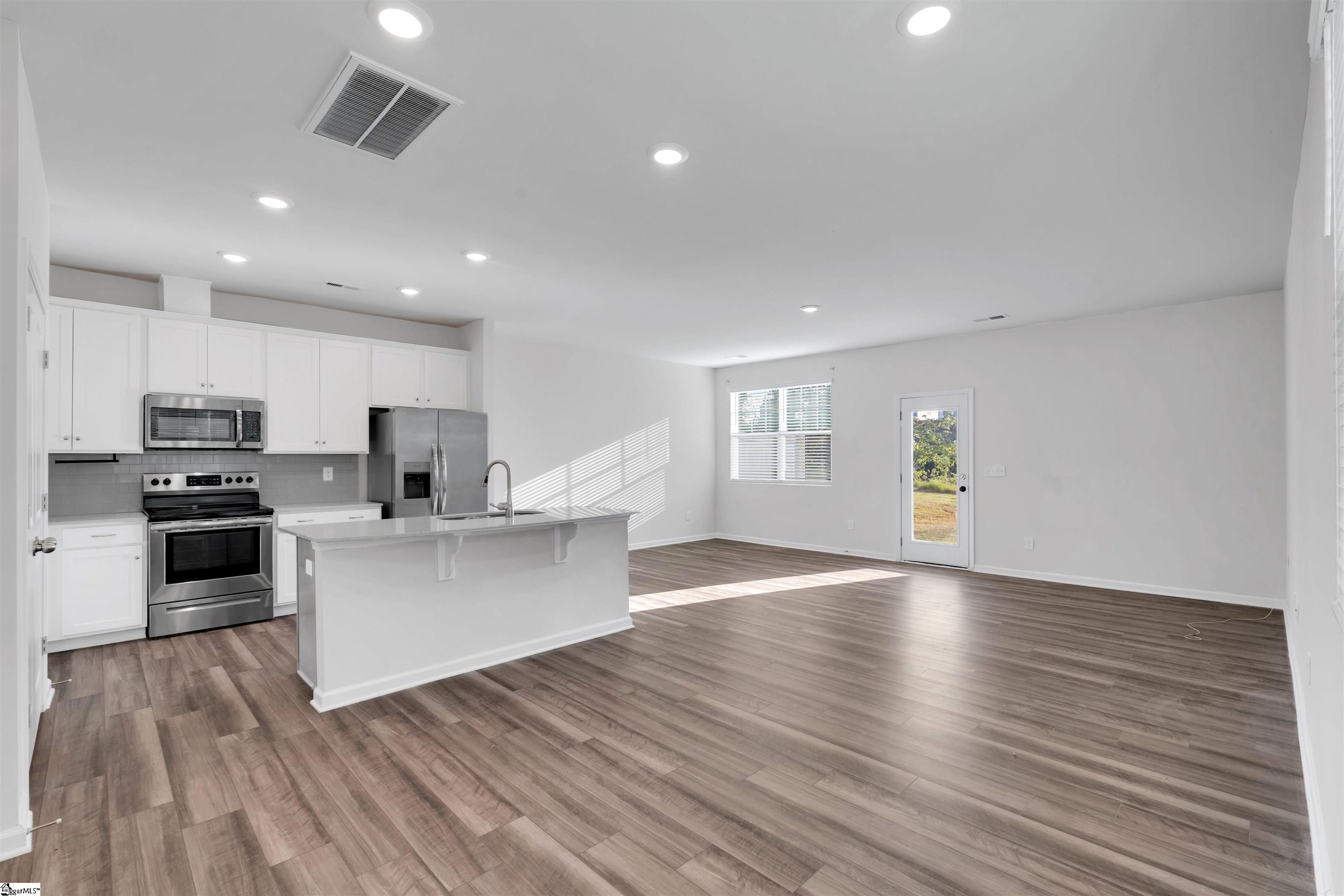 309 E Compass Way