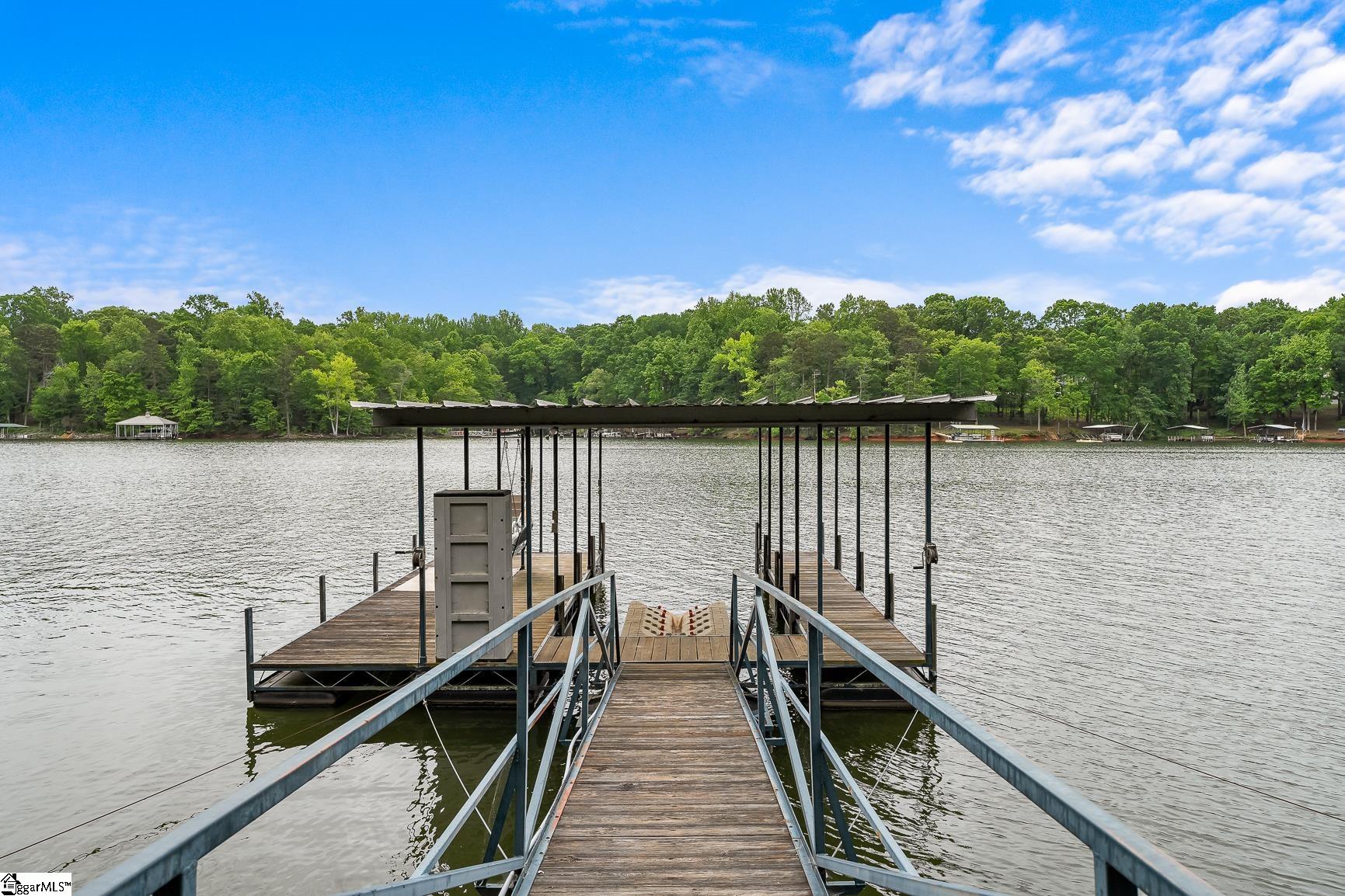 Anderson, South Carolina 29625, United States, 5 Bedrooms Bedrooms, ,4 BathroomsBathrooms,Residential,Active,150827