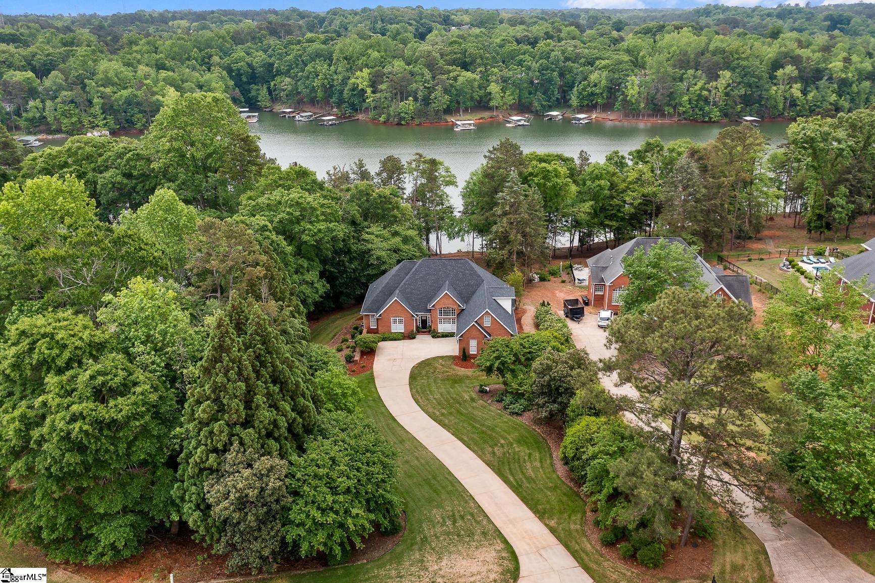 Anderson, South Carolina 29625, United States, 5 Bedrooms Bedrooms, ,4 BathroomsBathrooms,Residential,Active,150827