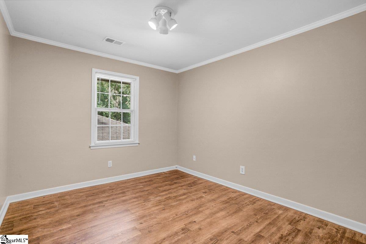 Greenville, South Carolina 29609, United States, 2 Bedrooms Bedrooms, ,1 BathroomBathrooms,Residential,Contingent,172596