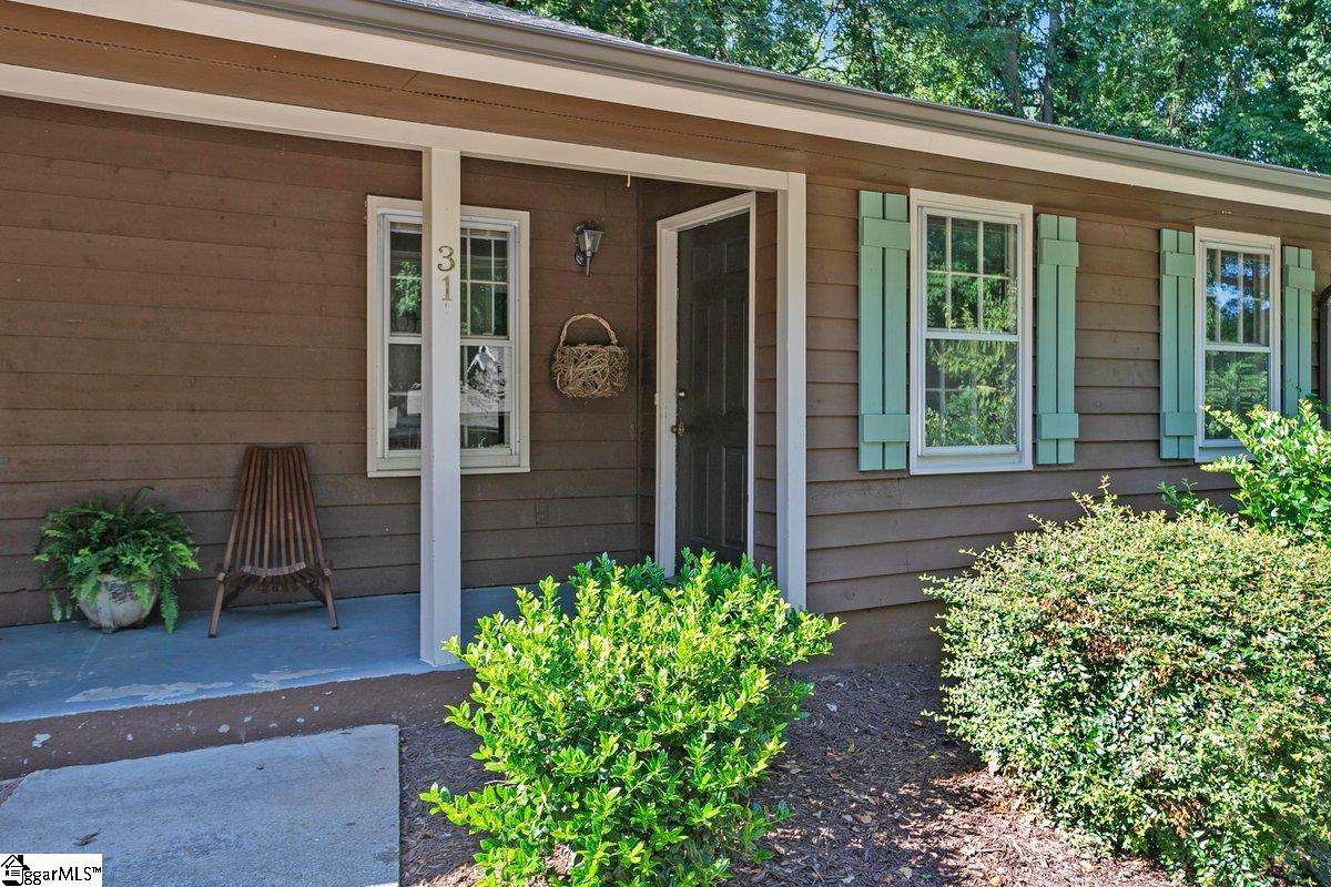 Greenville, South Carolina 29609, United States, 2 Bedrooms Bedrooms, ,1 BathroomBathrooms,Residential,Contingent,172596