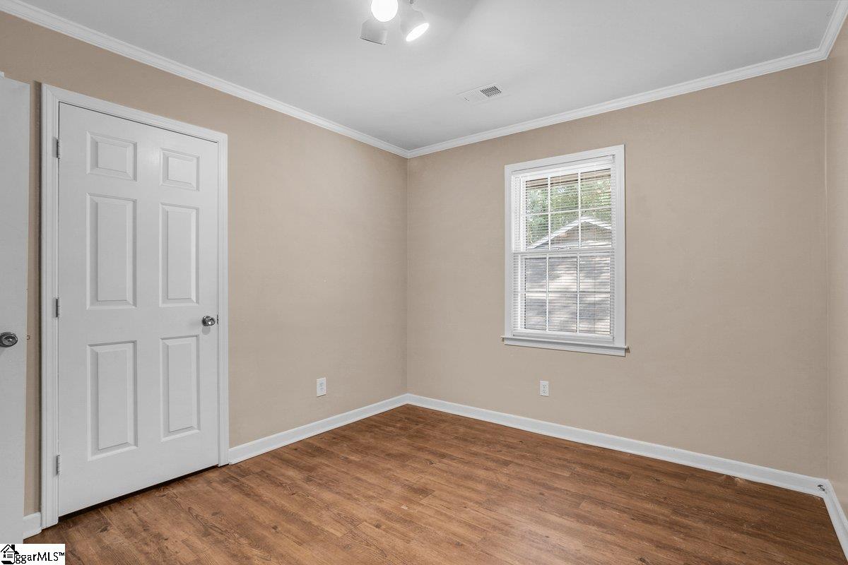 Greenville, South Carolina 29609, United States, 2 Bedrooms Bedrooms, ,1 BathroomBathrooms,Residential,Contingent,172596