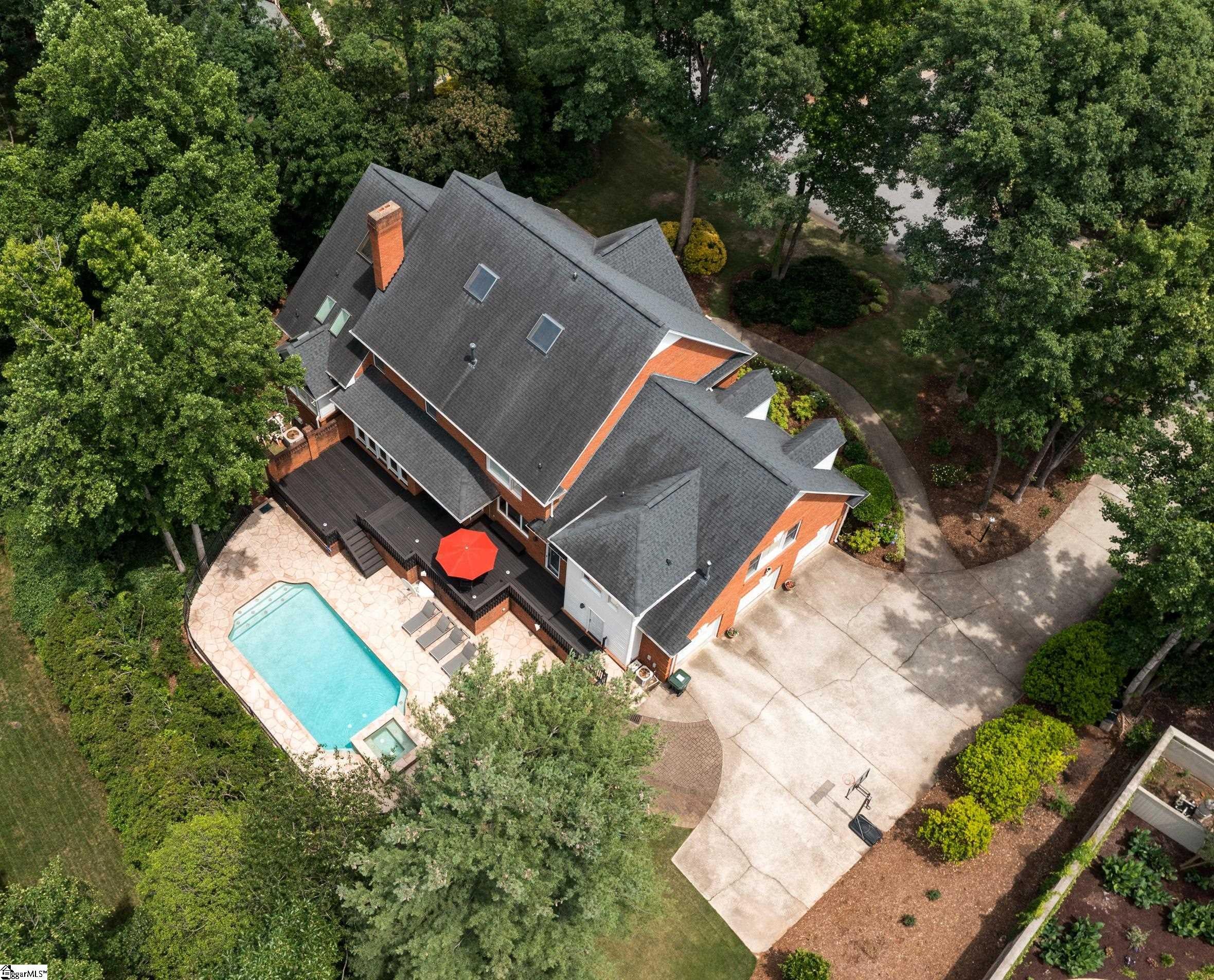 511 Scarborough Drive