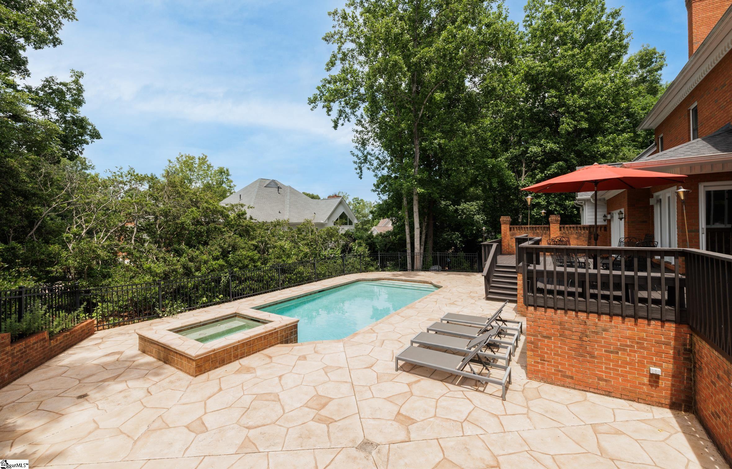 511 Scarborough Drive