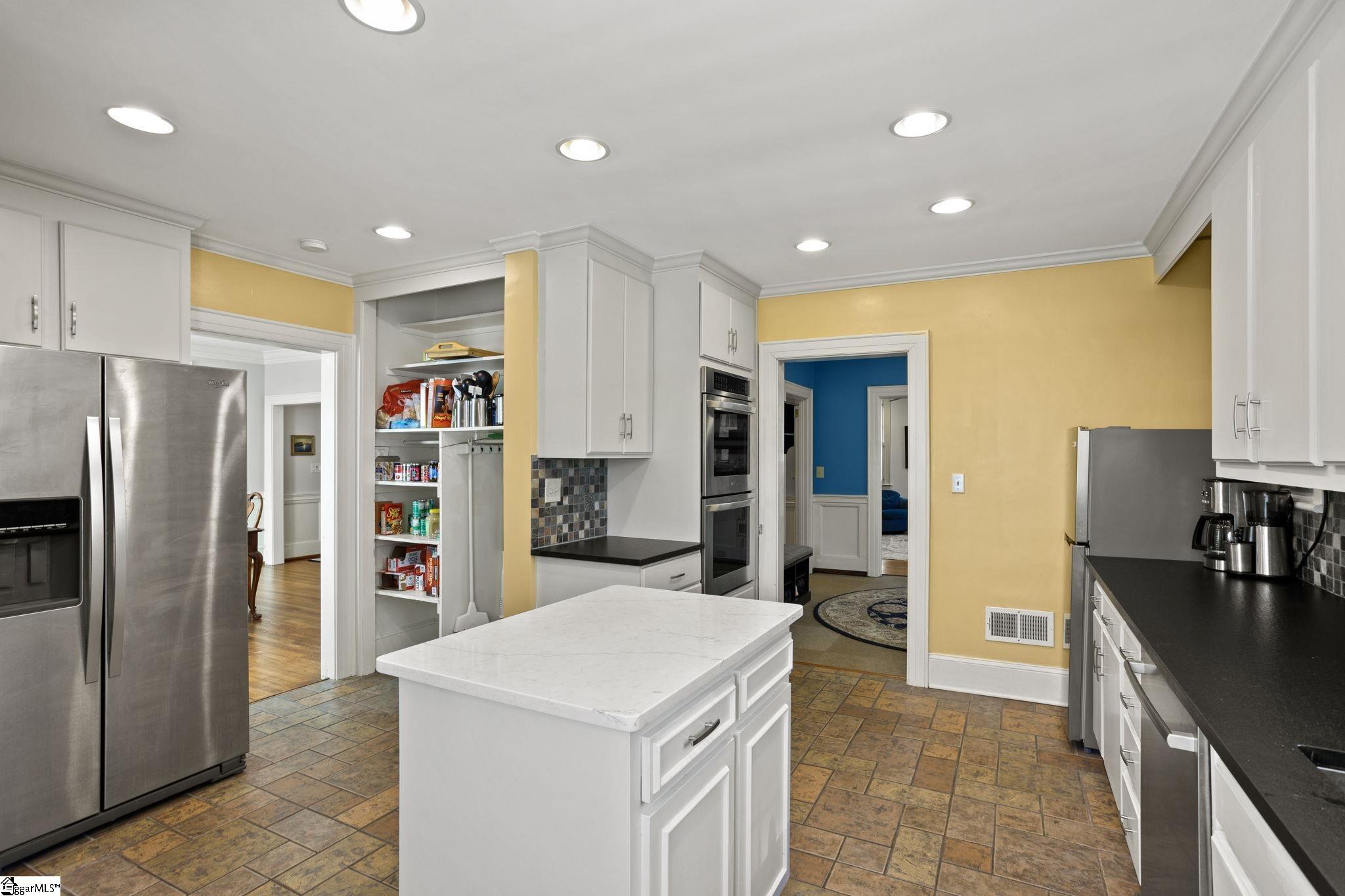 Greenville, South Carolina 29605, United States, 3 Bedrooms Bedrooms, ,3 BathroomsBathrooms,Residential,Active,11434