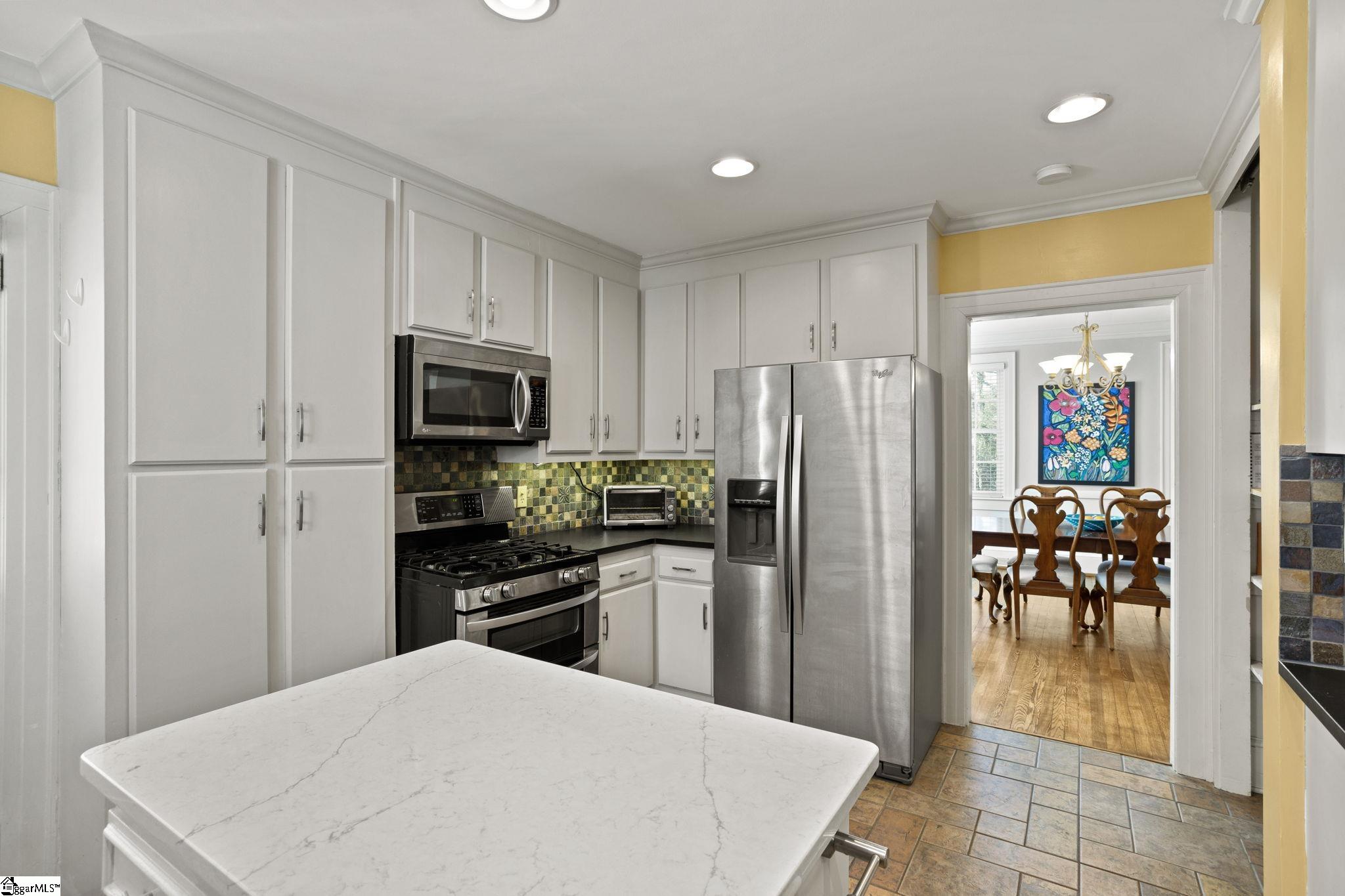 Greenville, South Carolina 29605, United States, 3 Bedrooms Bedrooms, ,3 BathroomsBathrooms,Residential,Active,11434