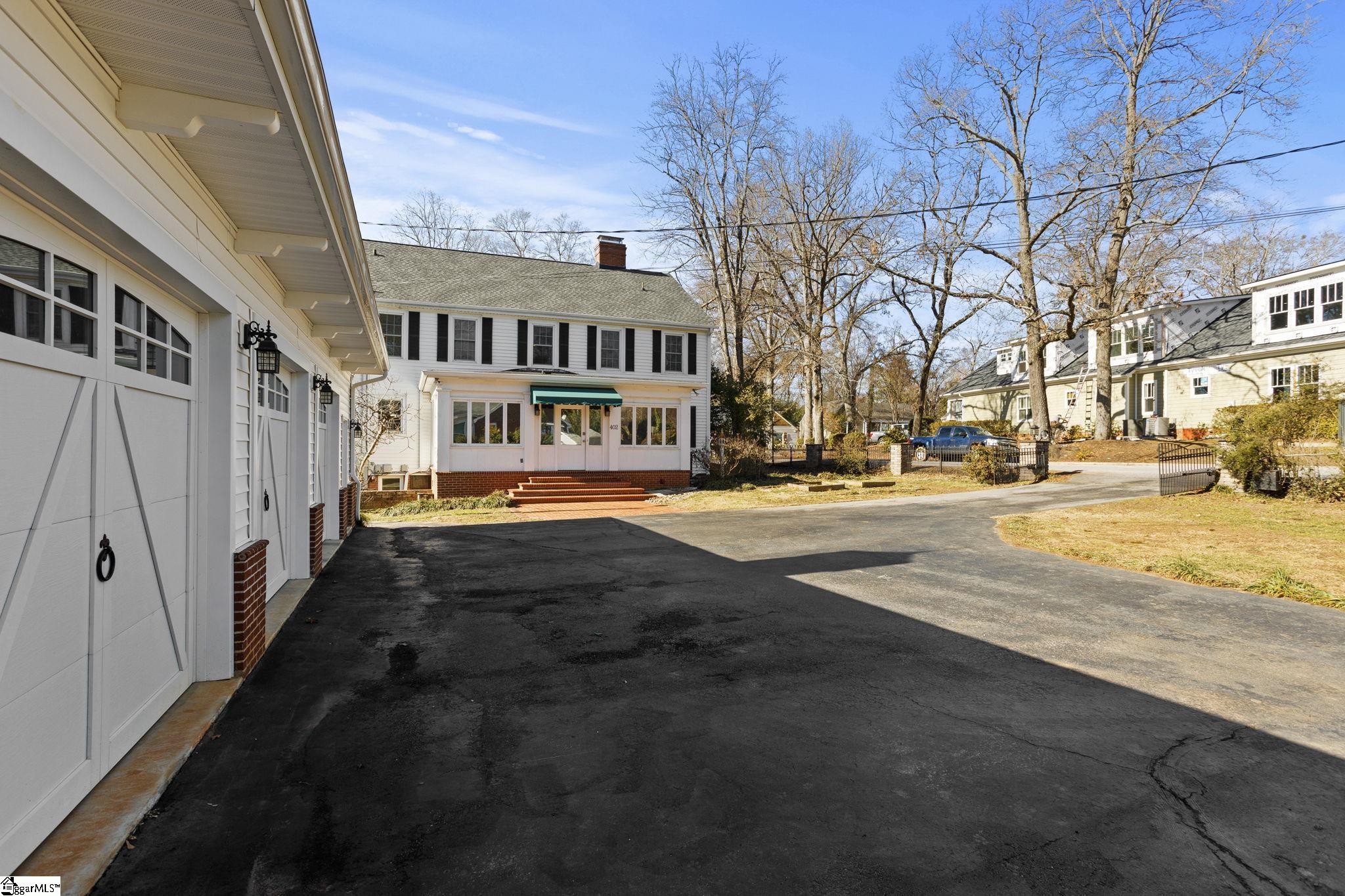 Greenville, South Carolina 29605, United States, 3 Bedrooms Bedrooms, ,3 BathroomsBathrooms,Residential,Active,11434