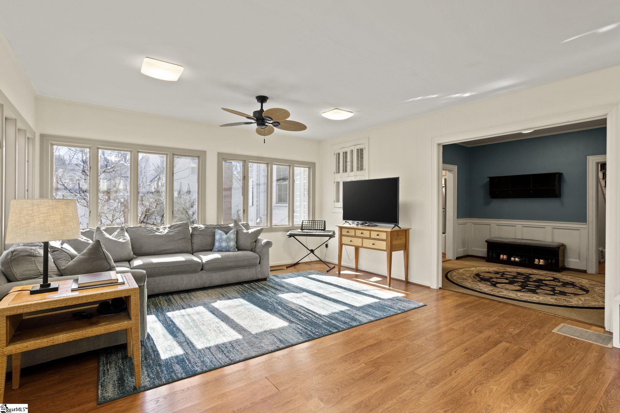 Greenville, South Carolina 29605, United States, 3 Bedrooms Bedrooms, ,3 BathroomsBathrooms,Residential,Active,11434