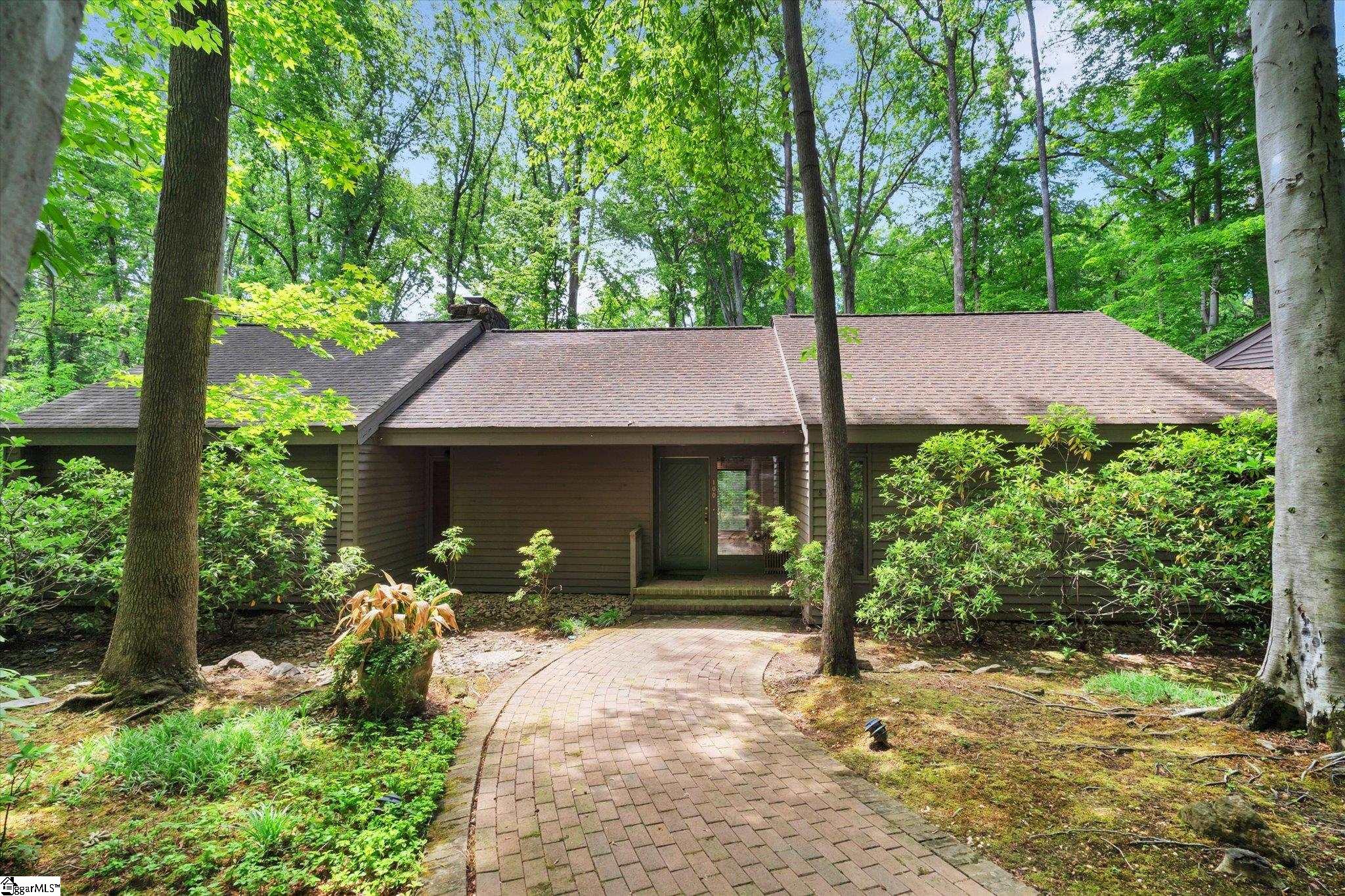 100 Brookside Way